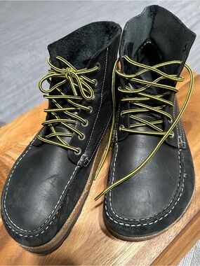 Birkenstock Black Leather Chukka Boots with Yellow Laces